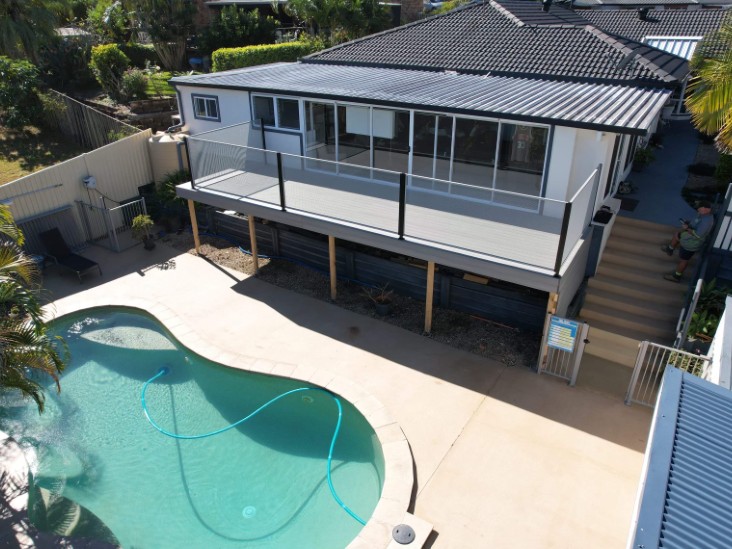 Decoview Pure Perf Balustrade in Textured Silver