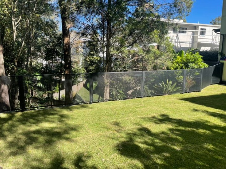 Decoview Pure PoolPerf Fencing in Textured Black