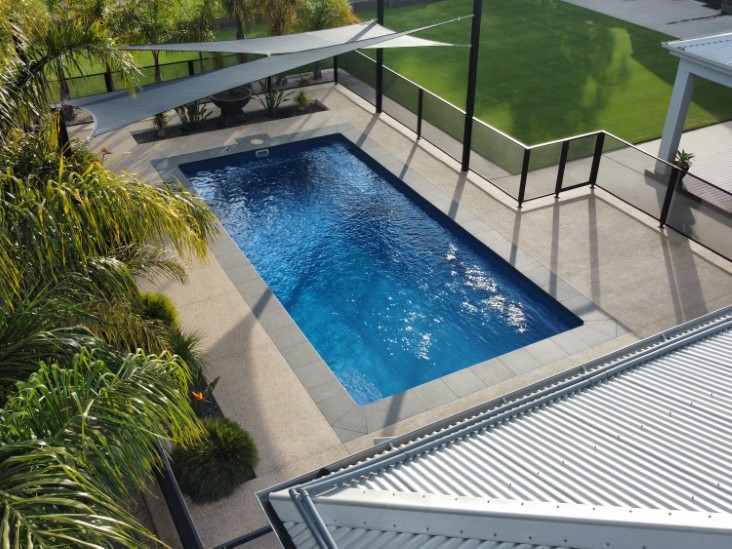 Decoview Pure PoolPerf Fencing in Textured Black